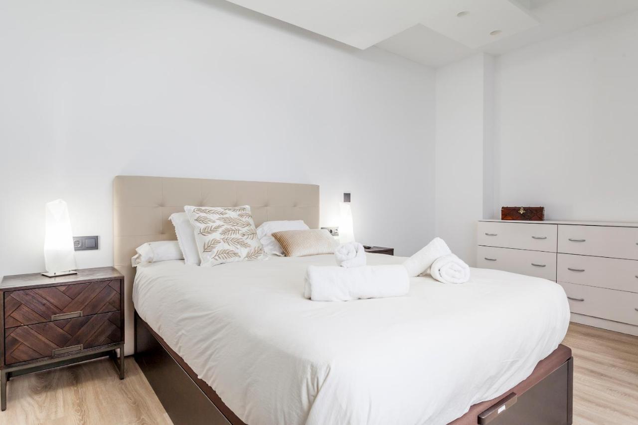 הוילה ולנסיה Casa Espectacular De Diseno Con Jardin Interior מראה חיצוני תמונה